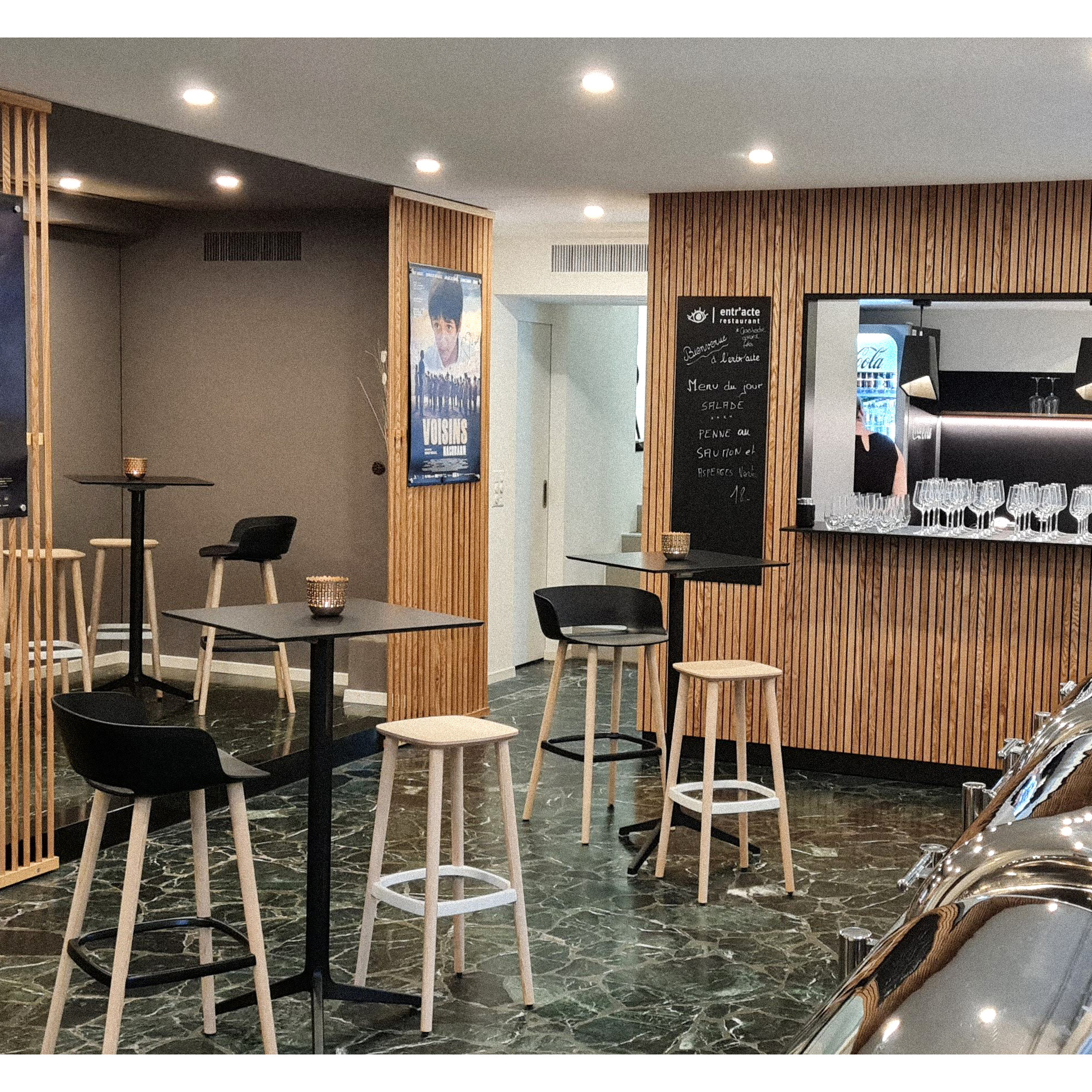 20220407_180104 copie